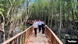 Presiden Joko Widodo meninjau langsung sejumlah tempat penyelenggaraan KTT G20 di Bali, 8 November 2022. (Twitter/jokowi)