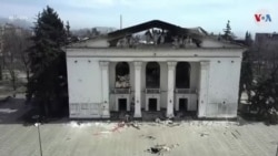 Imágenes aéreas muestran la destrucción del teatro de Mariúpol