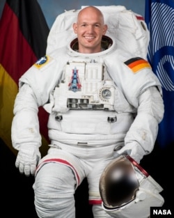In this June 2013 photo, European Space Agency astronaut Alexander Gerst poses for an official portrait in an Extravehicular Mobility Unit (EMU) spacesuit. (NASA)