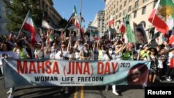 راهپیمایی اعتراضی در واشینگتن، پایتخت آمریکا، به مناسبت اولین سالگرد کشته‌شدن مهسا امینی - ۲۵ شهریور ۱۴۰۲