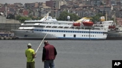 Turkish ship Mavi Marmara - on which last year's killings took place and which withdrew from this month's attempt to break Israel's economic blockade of Gaza - is pictured under maintenance in a shipyard in Istanbul, May 30, 2011 (file photo)