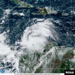 La tormenta tropical Julia se adentra en el suroeste del Caribe rumbo a Nicaragua. NOAA