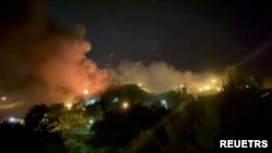 Foto del incendio en la prisión de Evin en Teherán el 15 de octubre de 2022 obtenida por Reuters de un video.