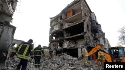 Светската здравствена организација вели дека стравува од најлошото за здравствениот систем на Мариупол, бидејќи никој нема до градот