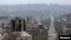 نمایی از شهر محاصرشده ماریوپل