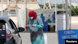 کرونا په پاکستان کې تر دې دمه شاوخوا ۶۵ کسان مړه کړي