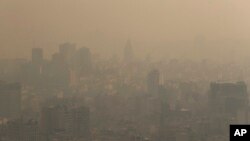 عکس آرشیوی از آلودگی شدید هوا در شهر تهران