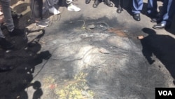 Indawo lapho okutshiselwe khona umuyi uElvis Nyathi odabuka eZimbabwe. (VOA)