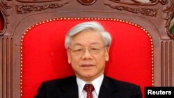 Tổng bí thư Đảng Cộng sản Việt Nam Nguyễn Phú Trọng nói đã xuất hiện những ý kiến có thể bị coi là ‘biểu hiện của suy thoái về nhận thức tư tưởng’trong các góp ý sửa đổi hiến pháp.