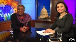 AQShning O'zbekistonddagi elchisi Pamela Spratlen va "Amerika Ovozi" jurnalisti Navbahor Imamova, 9-yanvar, 2018