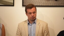 Advokat Čedomir Stojkovič o poređenju Buče i Srebrenice