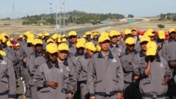 被困非洲等地的中国劳工返乡之路艰难漫长