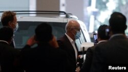 Jorge Rodríguez, presidente del Congreso de Venezuela y jefe del equipo negociador de Maduro, llega a un hotel para asistir a la tercera ronda de conversaciones con la oposición, en Ciudad de México, México, el 25 de septiembre de 2021.