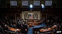 Претставничкиот дом на САД со големо мнозинство гласаше за усвојување на пакетот минатата недела.