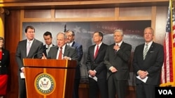  سناتور جیم ریش از ایالت آیداهو در مقابل پودیوم/ بررسی مذاکرات هسته‌ای با ایران از سوی سناتورهای جمهوریخواه/ چهارشنبه ۹ مارس ۲۰۲۲، ۱۹ اسفند ۱۴۰۰