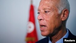 Malgré le mécontentement alimenté par des grèves, les manifestations contre le président Saied mobilisent peu.