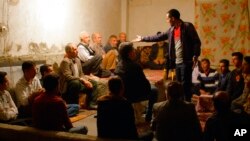 This image released by Sideshow and Janus Films shows a scene from the film 'No Bears.'