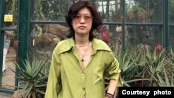 哈尔滨工程大学毕业的杨紫荆因前往广州海珠广场白纸运动抗议现场而被以“寻衅滋事”罪名刑拘。（知情人提供图片）