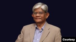 বাংলাদেশ ব্যাংকের সাবেক গভর্নর সালেহউদ্দিন আহমেদ