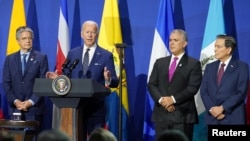 El presidente de EEUU, Joe Biden, cierra la sesión final de la IX Cumbre de las Américas, que concluyó el 10 de junio de 2022 en Los Ángeles, California.