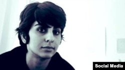 سپیده رشنو، معترض به حجاب اجباری که بازداشت شده است.