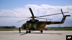 Pemerintah Filipina telah membatalkan kesepakatan untuk membeli 16 helikopter angkut militer Rusia karena khawatir akan kemungkinan sanksi Amerika. (Foto: AP)