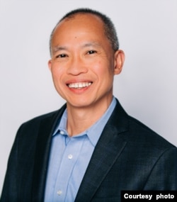 Dr. LJ Tan, Chief Policy and Partnership Officer di Immunize.org