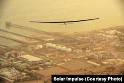 Solar Impulse in flight over Oman on its way to Ahmedabad, India, March 10, 2015. (Credit: Solar Impulse)
