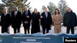 G7外長星期五發表聯合聲明，增加了有關台灣的措辭，並刪除了過去聲明中 “一個中國”政策的言論。(路透社：2025年3月14日)