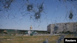 Східний кордон України штурмують бойовики. ФОТО