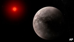 ئەم بریتییە لە وێنەیکی هەسارەی دەرەکی TRAPPIST-1 b کە لەلایەن ئاژانسی بۆشایی ئاسمانی ئەوروپاوە کێشراوە. 