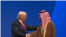 دونالد ترامپ، رئیس جمهوری آمریکا و بن‌سلمان، ولیعهد سعودی در مجمع سرمایه‌گذاری آمریکا و عربستان