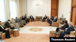 دیدار بشار اسد، رئیس جمهوری سوریه، با حسین امیرعبداللهیان، وزیر امورخارجه جدید جمهوری اسلامی، ۷ شهریور - عکس خبری