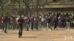 Manifestations sur des campus en Afrique du Sud contre la hausse des frais universitaires
