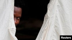 Asylum Seekers Flee US for Canada