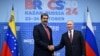 El presidente de Rusia, Vladimir Putin, se reúne con el presidente de Venezuela, Nicolás Maduro, en el marco de la cumbre BRICS en Kazán el 23 de octubre de 2024. ALEXANDER NEMENOV/Pool vía REUTERS