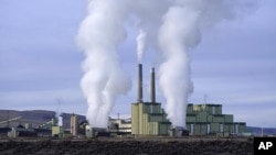 ARHIVA - Termoelektrana u Koloradu (Foto: AP/Rick Bowmer)