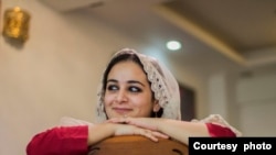 Pulitzer Prize-winning photojournalist Sanna Irshad Mattoo from Kashmir has been stopped by the Indian authorities from flying to Paris, where she was set to attend a book launch and take part in a photography exhibition featuring her photos from Kashmir.