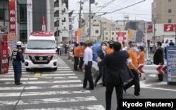 Situasi setelah mantan perdana menteri Jepang Shinzo Abe ditembak saat berkampanye pemilihan untuk pemilihan Majelis Tinggi 10 Juli 2022, di Nara, Jepang barat, 8 Juli 2022. (Foto: via Reuters)