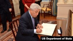 Qozog'iston Tashqi ishlar vaziri Erlan Idrissov, Davlat departamenti, Vashington, 10-dekabr, 2014