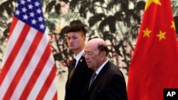 Američki sekretar za trgovinu Wilbur Ross uoči razgovora sa kineskom delegacijom, 3. juni 2018.