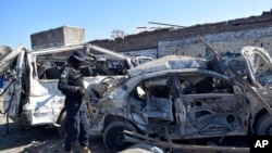 د مارچ په پینځمه نېټه وسله والو په بنو کې د پوځ په چاوڼۍ ځانمرګي حمله وکړه 