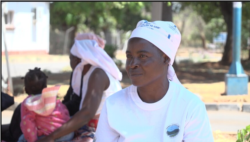 Susan Tembo, a cervical cancer patient, hopes treatments resume soon at at Parirenyatwa Hospital in Harare, Sept. 19, 2019. (C. Mavhunga/VOA)