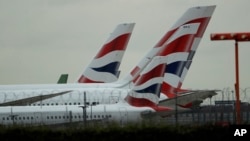 Pesawat milik maskapai penerbangan British Airways di bandara Heathrow, London, 9 September 2019. (Foto: dok).