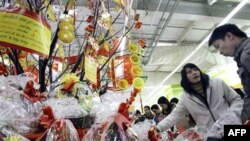 Mức chi tiêu của người Việt Nam trong dịp Tết vẫn không giảm sút bất chấp lạm phát