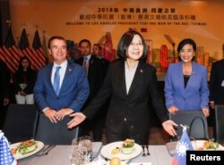 Taiwanese President Tsai Ing-Wen, U.S. Representative Ed Royce, and U.S. Congresswoman Judy Chu attend the Los Angeles Overseas Chinese Banquet in Los Angeles, Aug. 12, 2018.