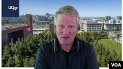 ดร.เจเรไมอาห์ ม็อค อาจารย์จากมหาวิทยาลัยแคลิฟอร์เนีย ซานฟรานซิสโก