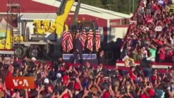 གློག་ཤུགས་རླངས་འཁོར་བཟོ་མཁན་དག་གིས་ཊམ་གྱི་རིང་ལ་རེ་ལྟོས། 