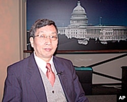 美国《北京之春》杂志主编胡平