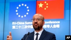 Presiden Dewan Eropa Charles Michel dalam konferensi pers di akhir KTT UE-China virtual di Kantor Dewan Eropa di Brussels, Senin, 22 Juni 2020.